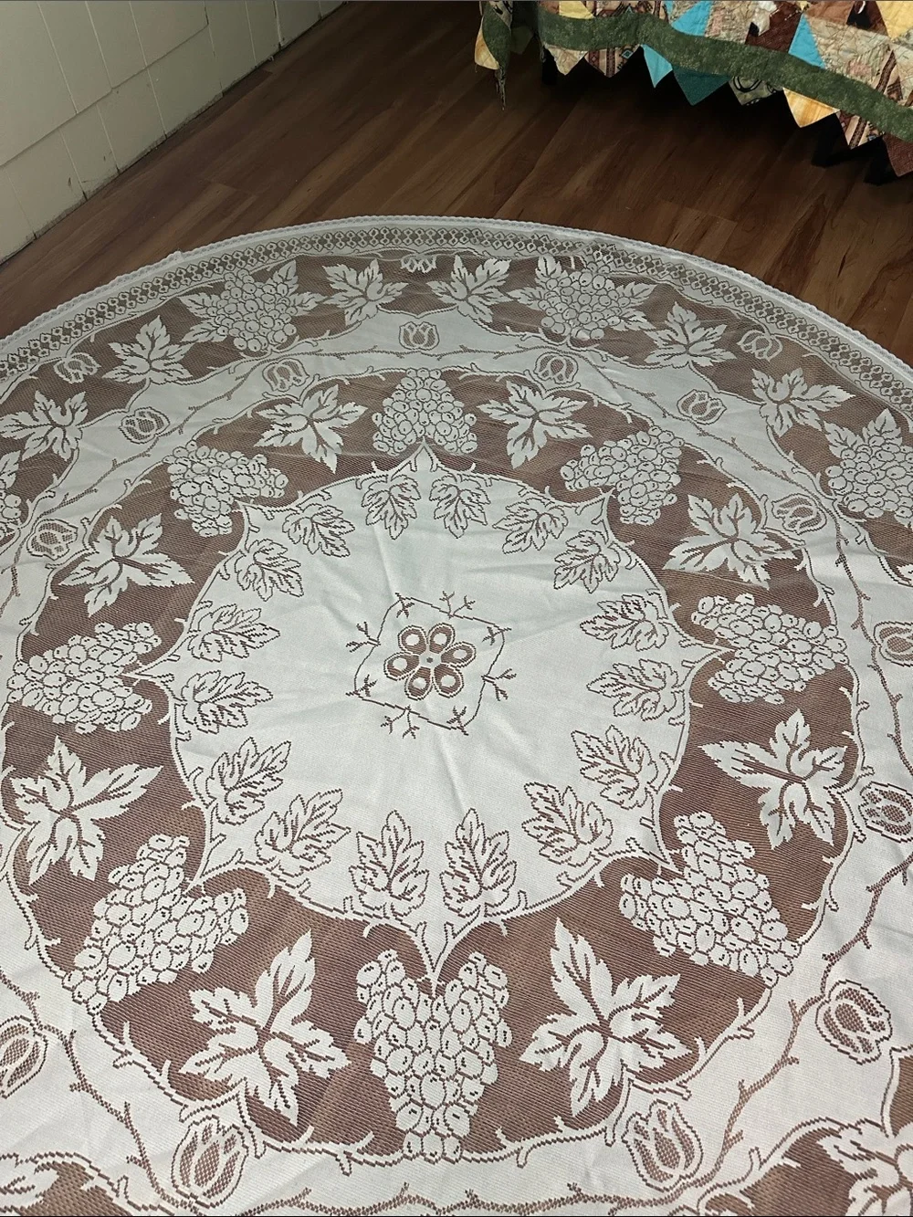 Vintage 81” Round Lace Tablecloth - Cream with Grapevine Pattern - Pristine